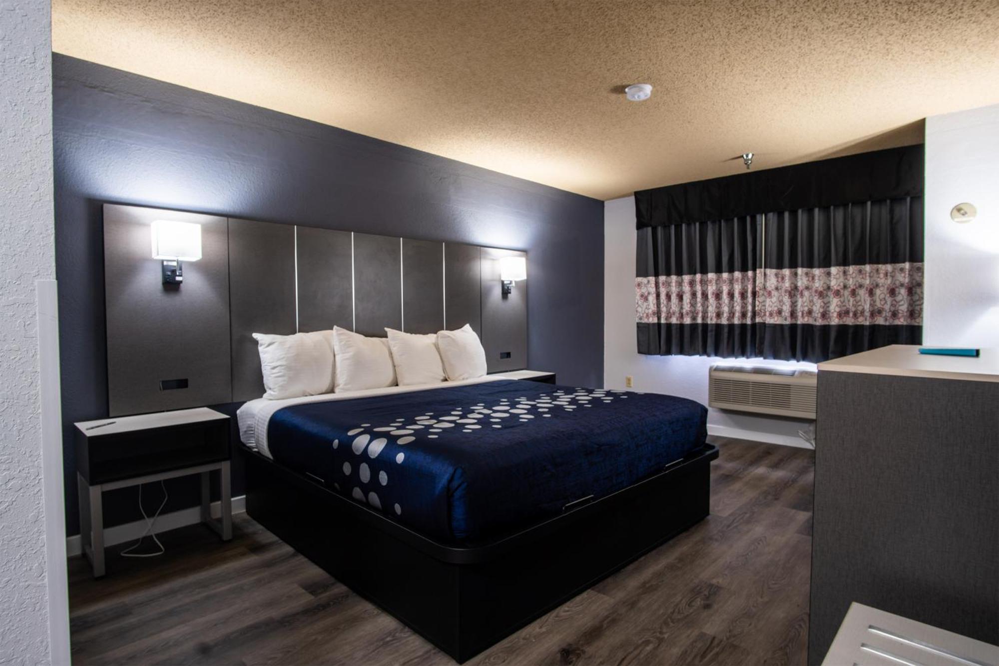 Coratel Inn And Suites By Jasper Eagan St Paul Airport & Mall Of America Zewnętrze zdjęcie